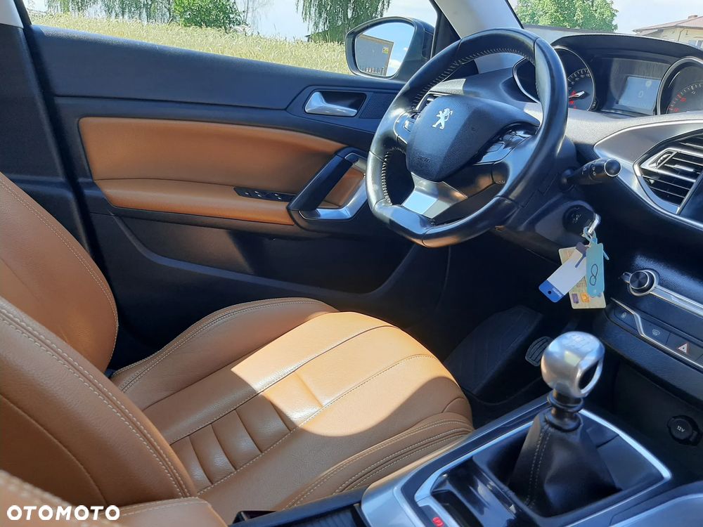 Peugeot 308 BlueHDi 130 Stop & Start Allure - 20