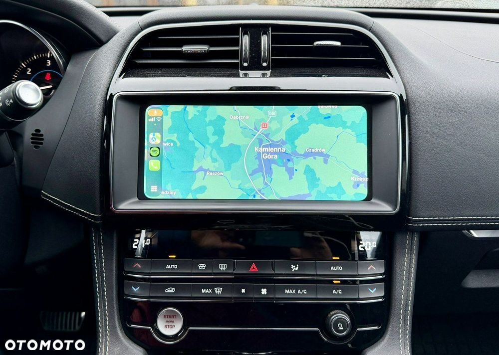 Jaguar F-Pace 25d AWD R-Sport - 33