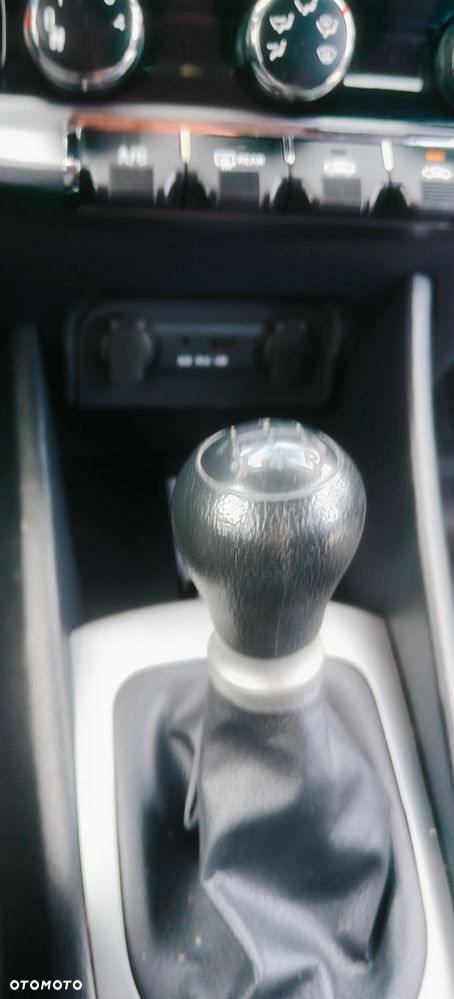 Kia Rio - 12