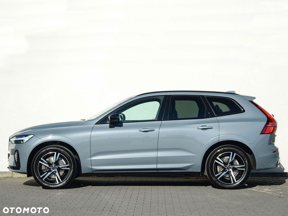 Volvo XC 60 B4 D AWD Plus Dark - 8