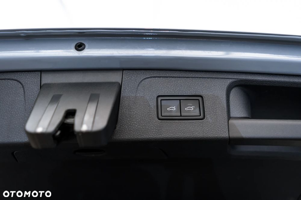Volkswagen Passat 2.0 TSI 4Mot Elegance DSG - 34