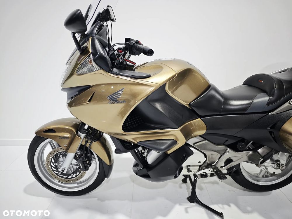 Honda Deauville - 19