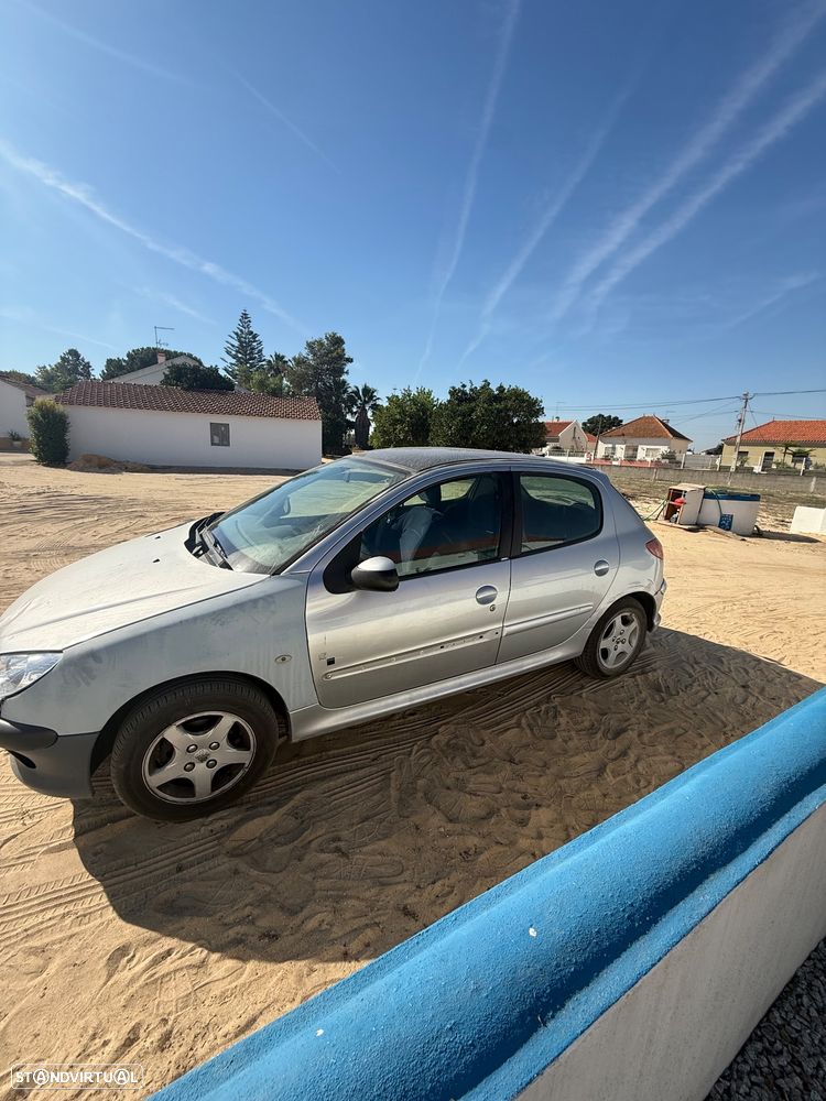 Peugeot 206 1.1 Black & Silver - 3