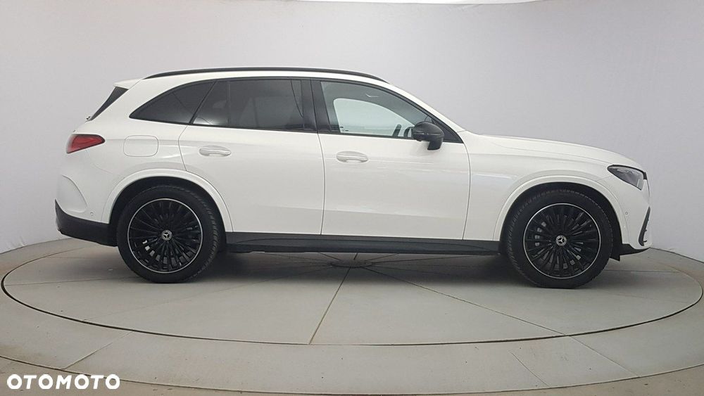 Mercedes-Benz GLC - 8