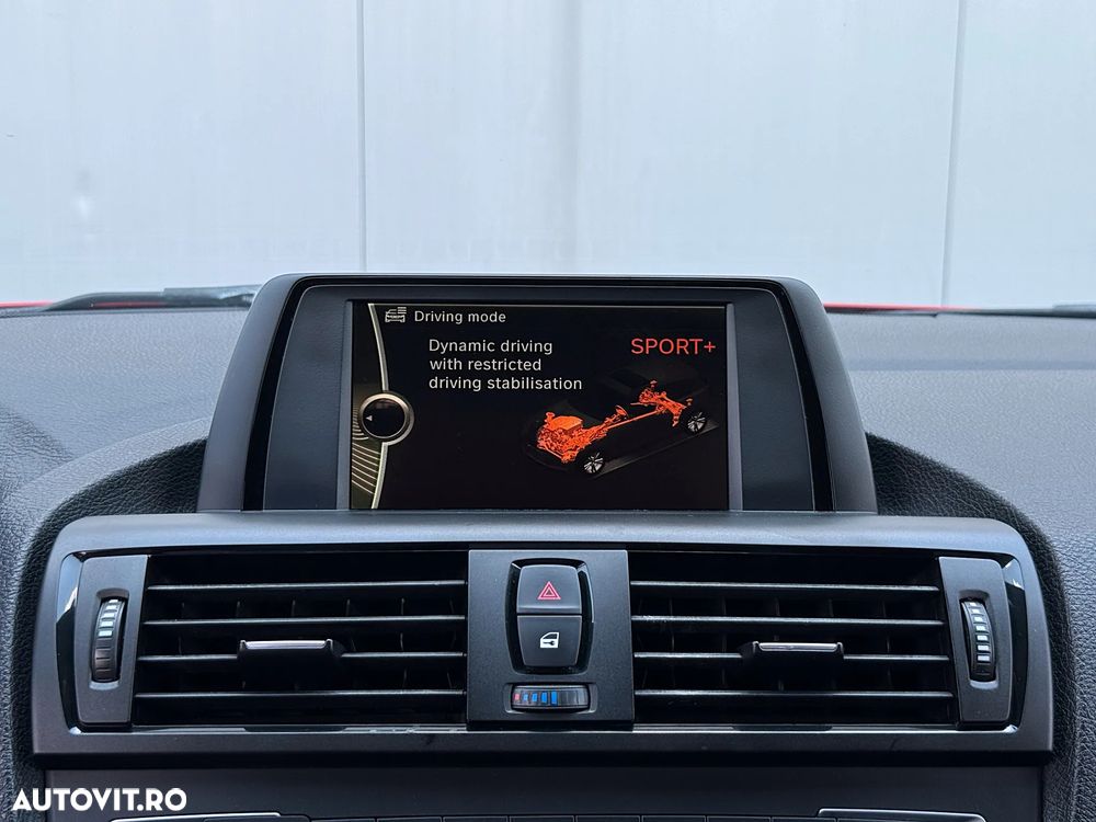 BMW Seria 1 118d Sport Line - 23