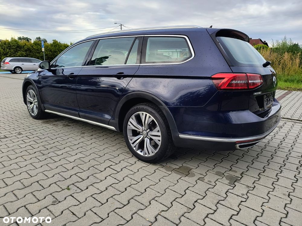 Volkswagen Passat - 20
