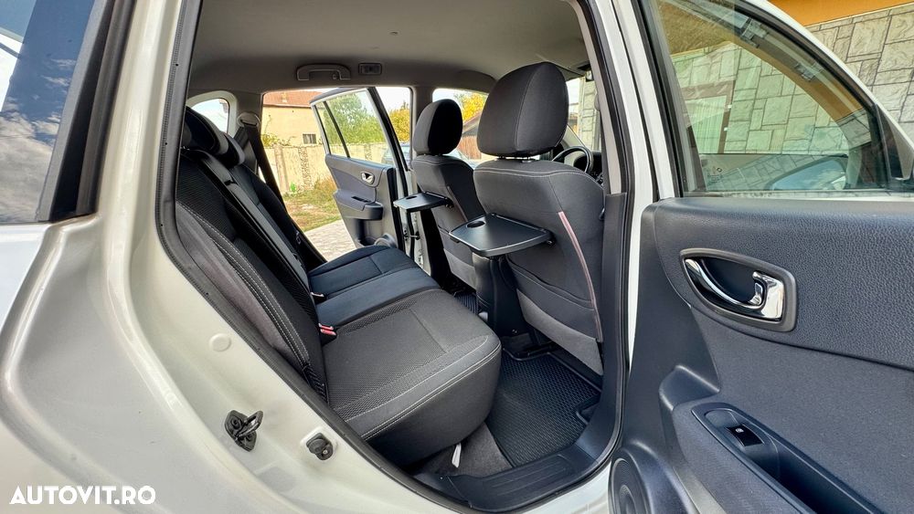 Renault Koleos - 11