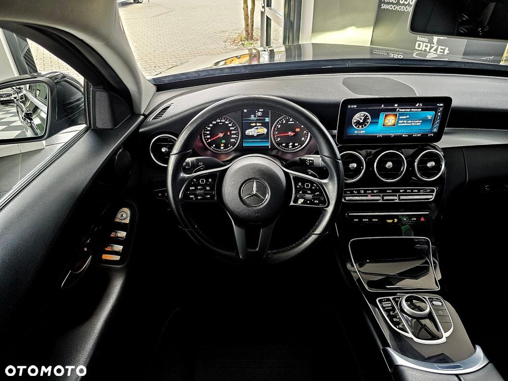 Mercedes-Benz Klasa C - 24