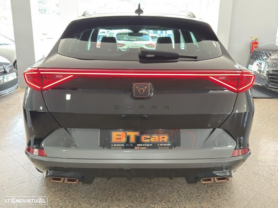Cupra Formentor 1.4 e-Hybrid Sport DSG - 32