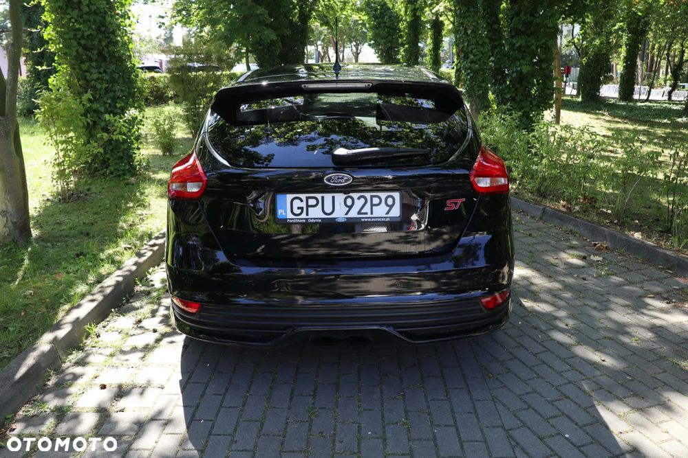 Ford Focus 2.0 EcoBoost ST-2 - 7