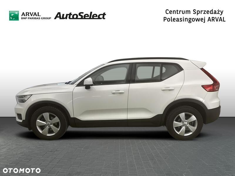 Volvo XC 40 T3 Momentum Core - 2
