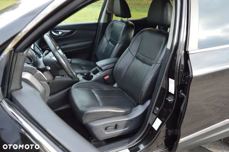 Nissan Qashqai 1.6 dCi 4 x 4 DPF Start/Stop 360 - 23