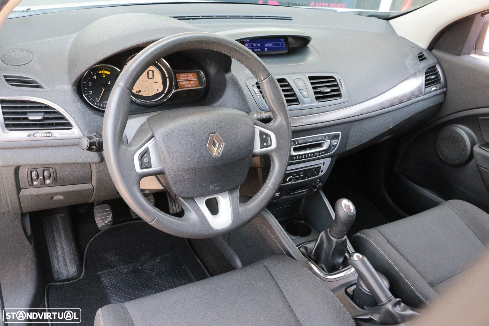 Renault Mégane Sport Tourer 1.5 dCi Dynamique - 2