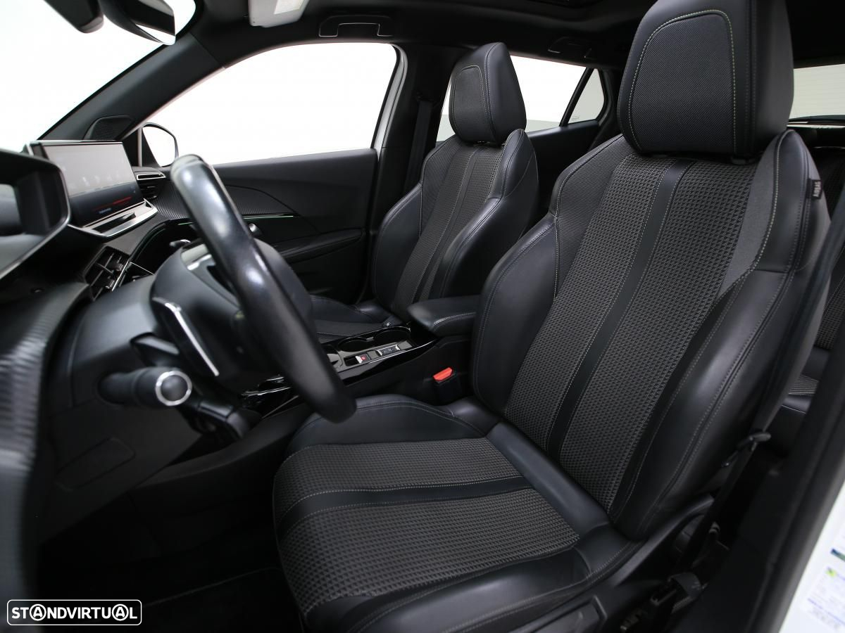 Peugeot 2008 1.5 BlueHDi GT EAT8 - 10