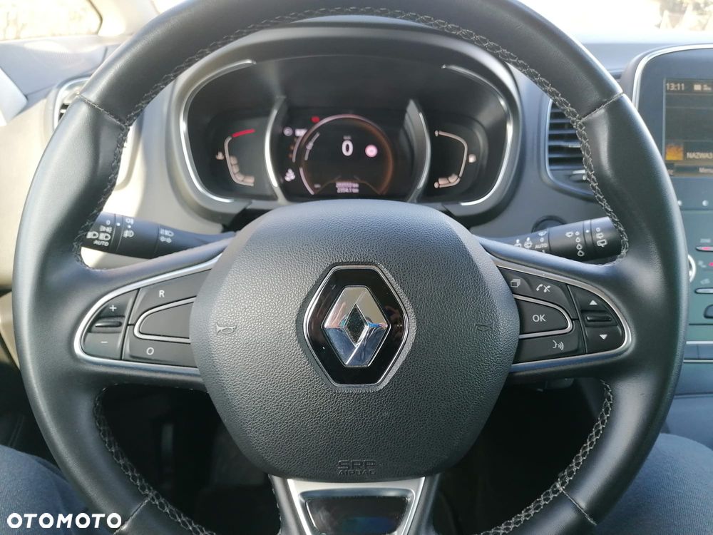 Renault Scenic - 16