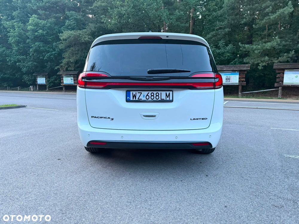 Chrysler Pacifica - 6