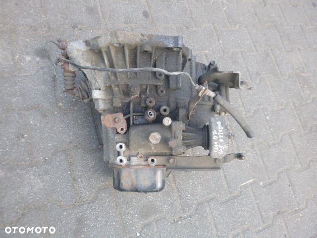 MANUALNA SKRZYNIA BIEGÓW TOYOTA COROLLA E12 1.4 16V - 10