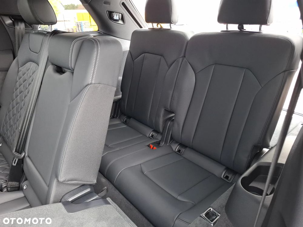 Audi SQ7 - 29