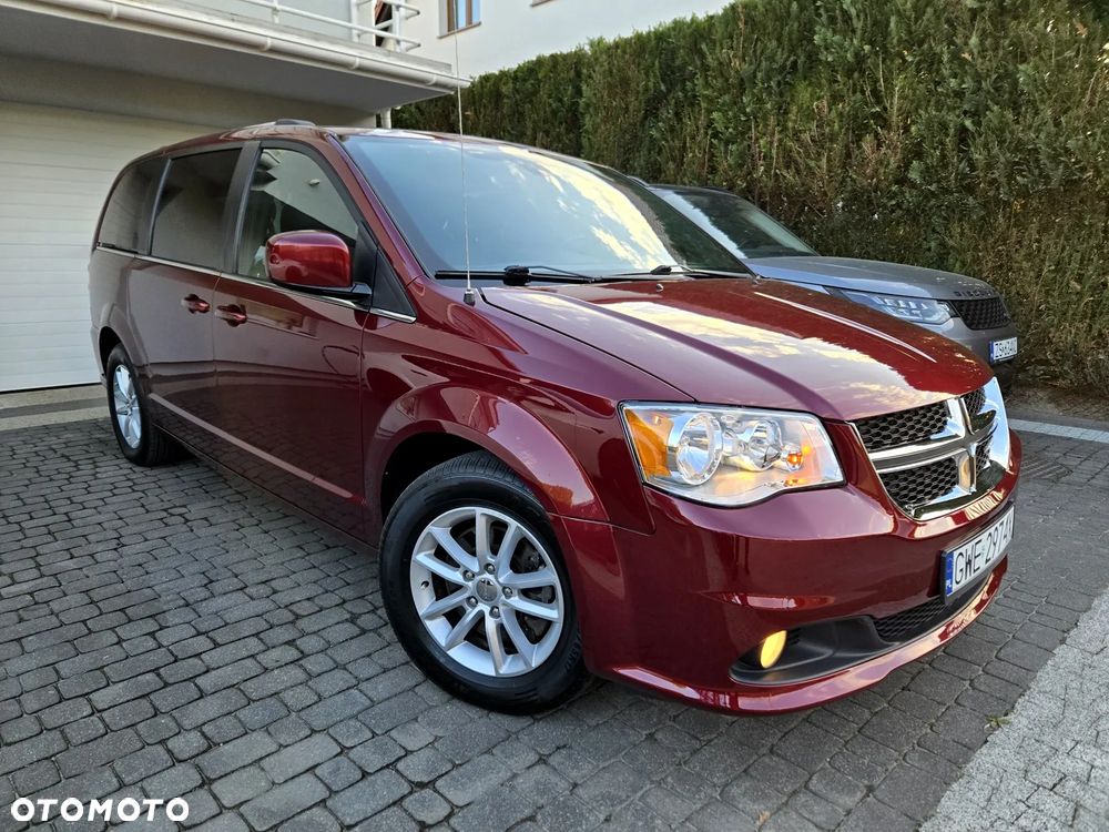 Dodge Grand Caravan 3.6 R/T - 1