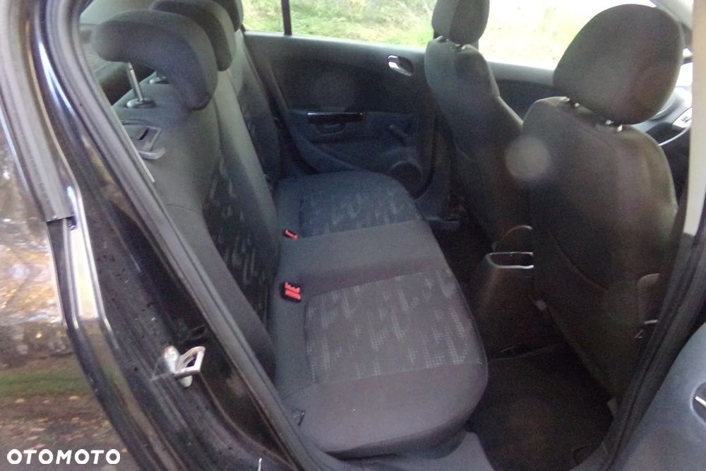 Opel Corsa - 16