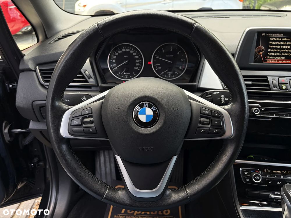 BMW Seria 2 218d Sport-Aut Advantage - 22