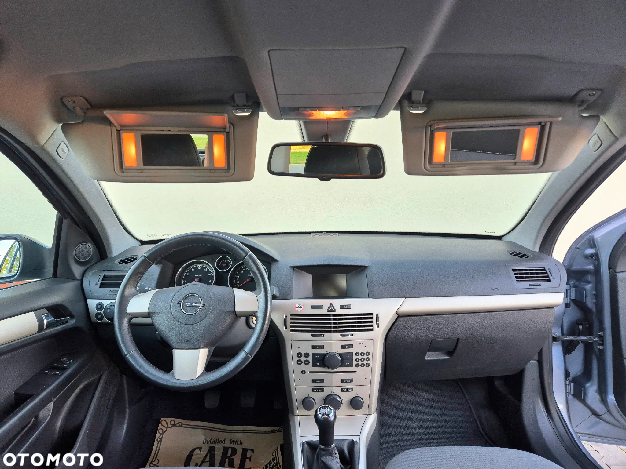 Opel Astra 1.6 Exklusiv - 38