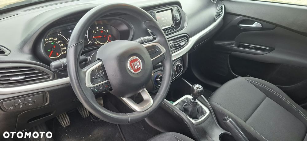 Fiat Tipo - 10