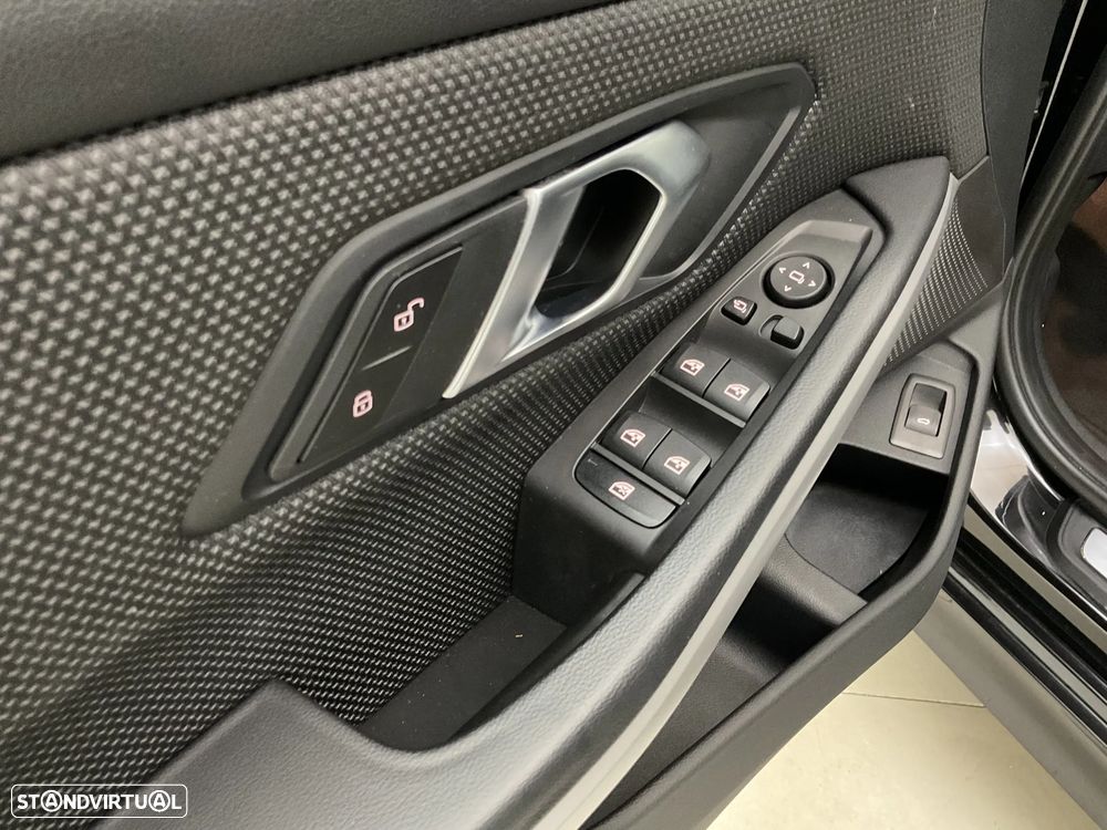 BMW 320 d Auto - 23