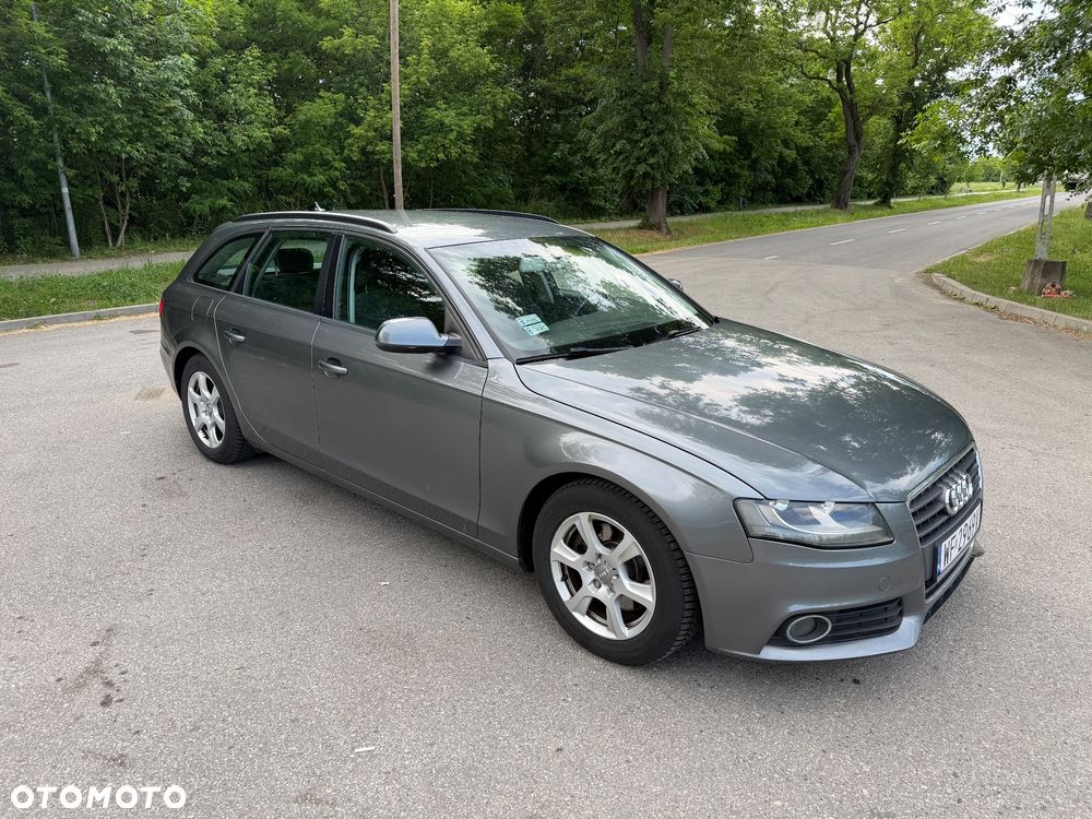 Audi A4 Avant - 8