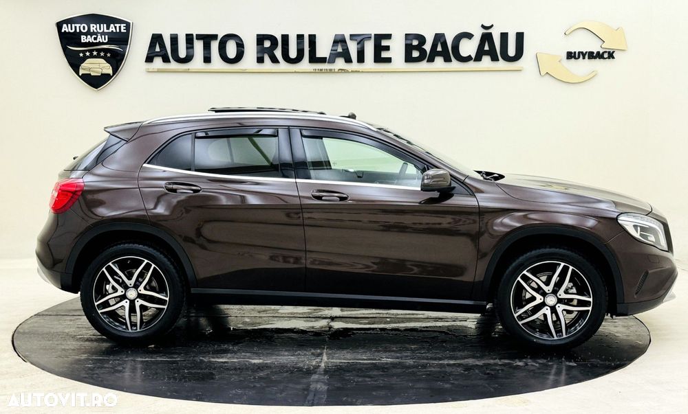 Mercedes-Benz GLA - 4