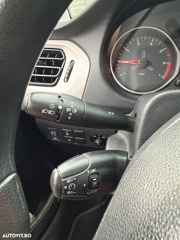 Citroën C-Elysée 1.2 PureTech BVM Feel - 20