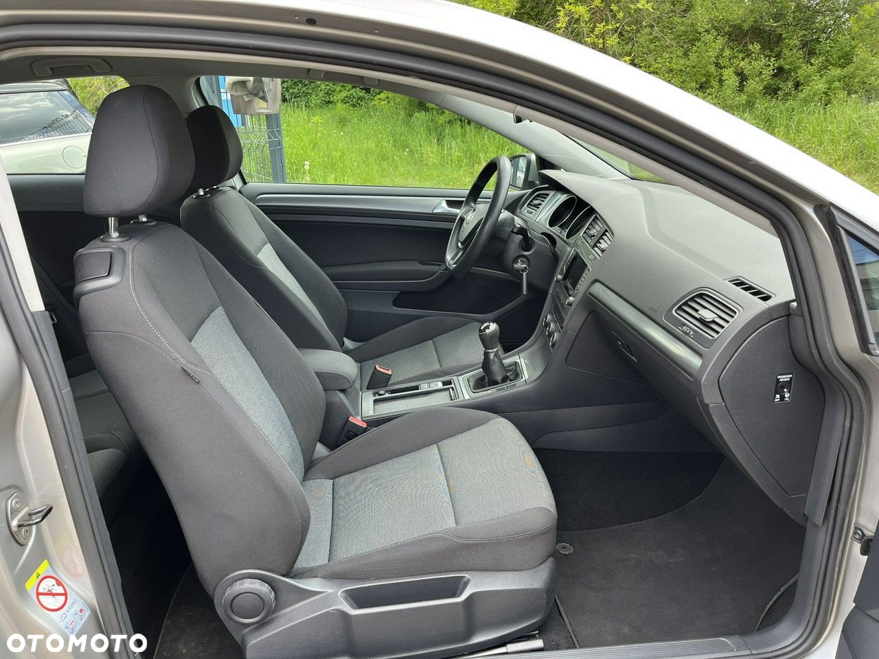 Volkswagen Golf - 16