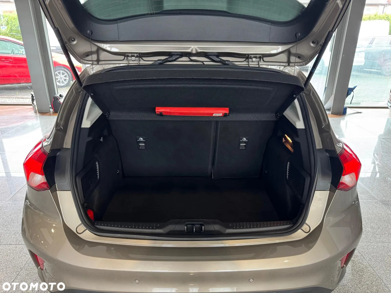 Ford Focus 1.0 EcoBoost Titanium Business - 14