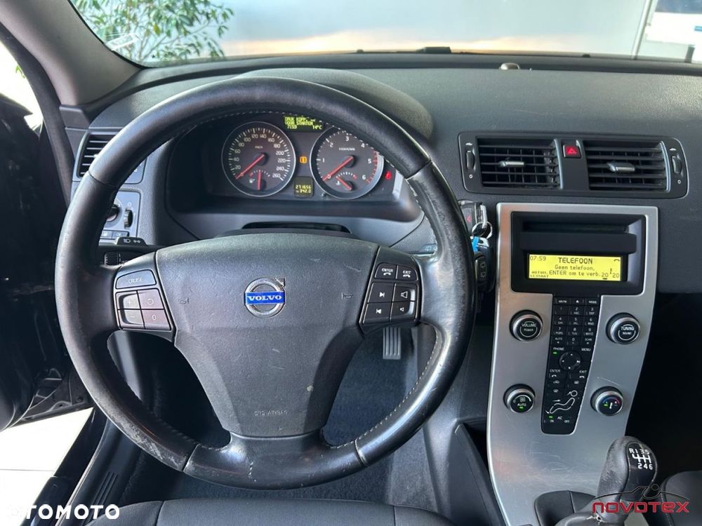 Volvo V50 D2 Momentum Start-Stop - 12