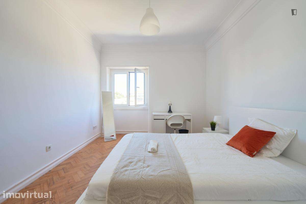 Quarto - localizado em Entrecampos Lisbon - Grande imagem: 5/31