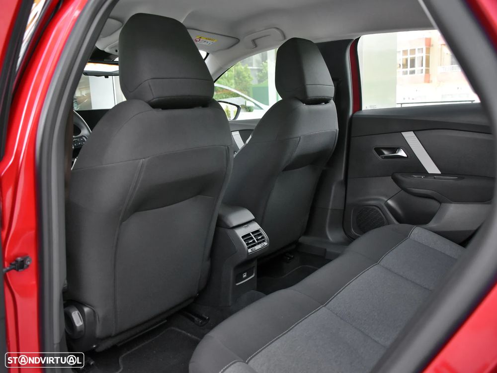 Citroën C4 PureTech 130 Stop&Start EAT8 PLUS - 8