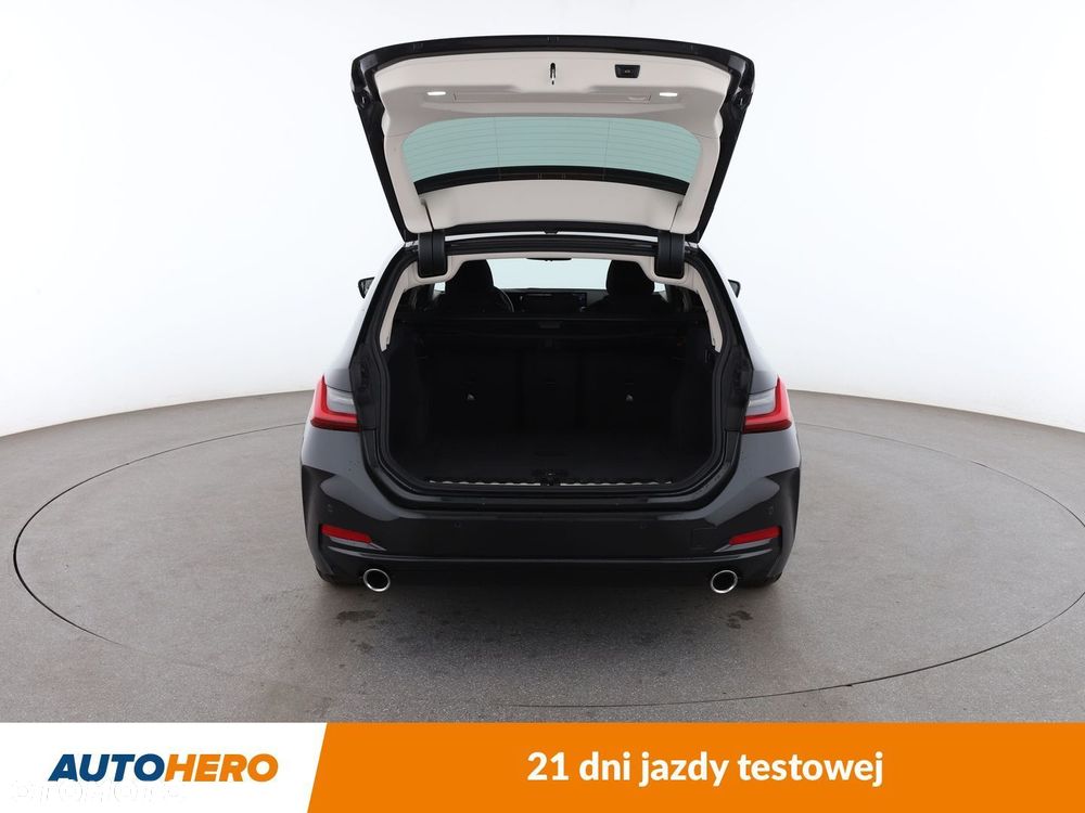 BMW Seria 3 318d - 16