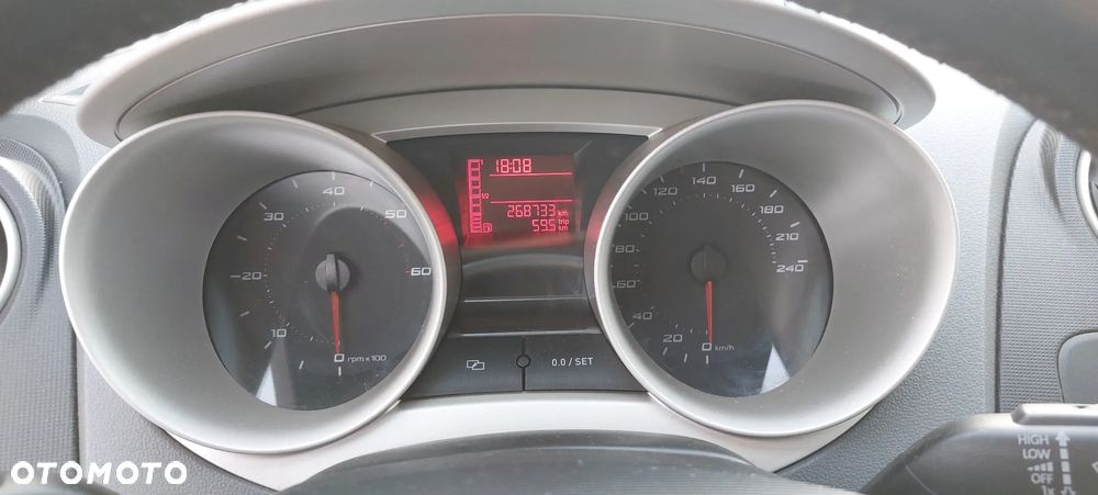 Seat Ibiza 1.6 TDI Style - 11