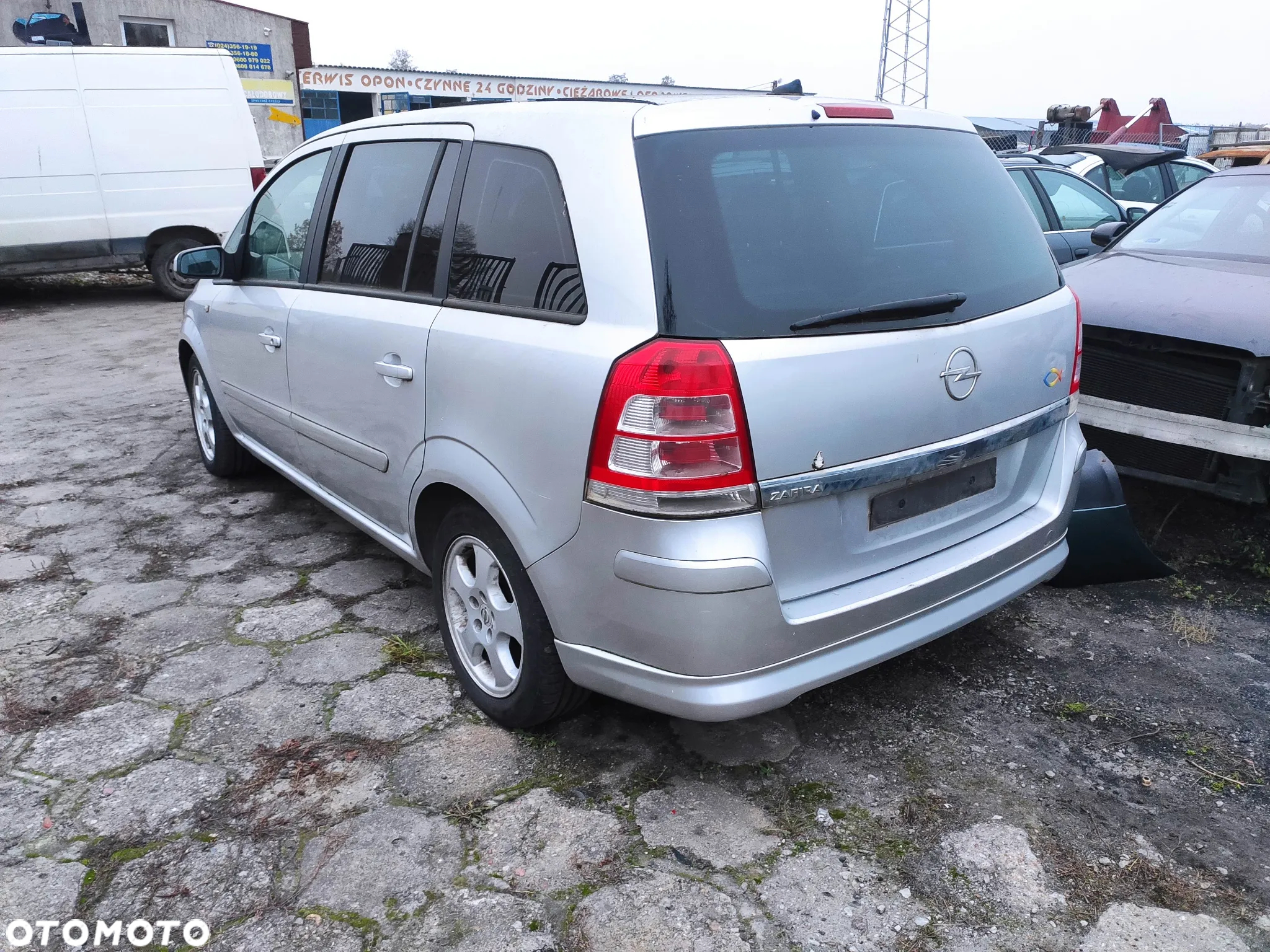 Opel Zafira B 06r 1.9 CDTI 150km lakier Z157 na części - 4