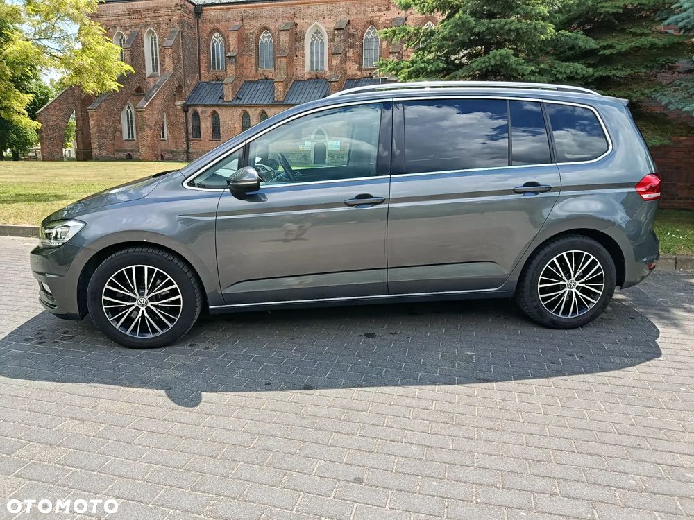 Volkswagen Touran 2.0 TDI SCR DSG Highline - 4