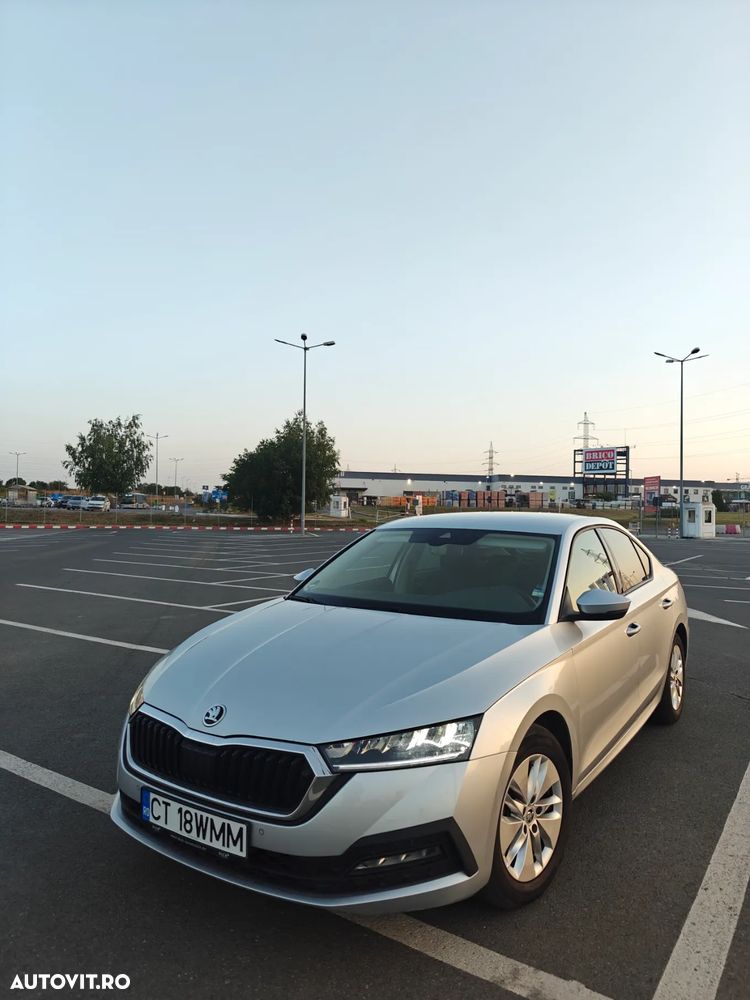 Skoda Octavia 2.0 TDI DSG Style - 6