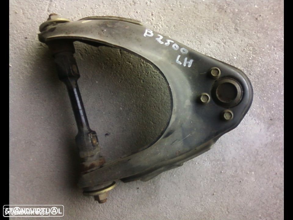 braços suspenção mazda B2500 4WD - 1