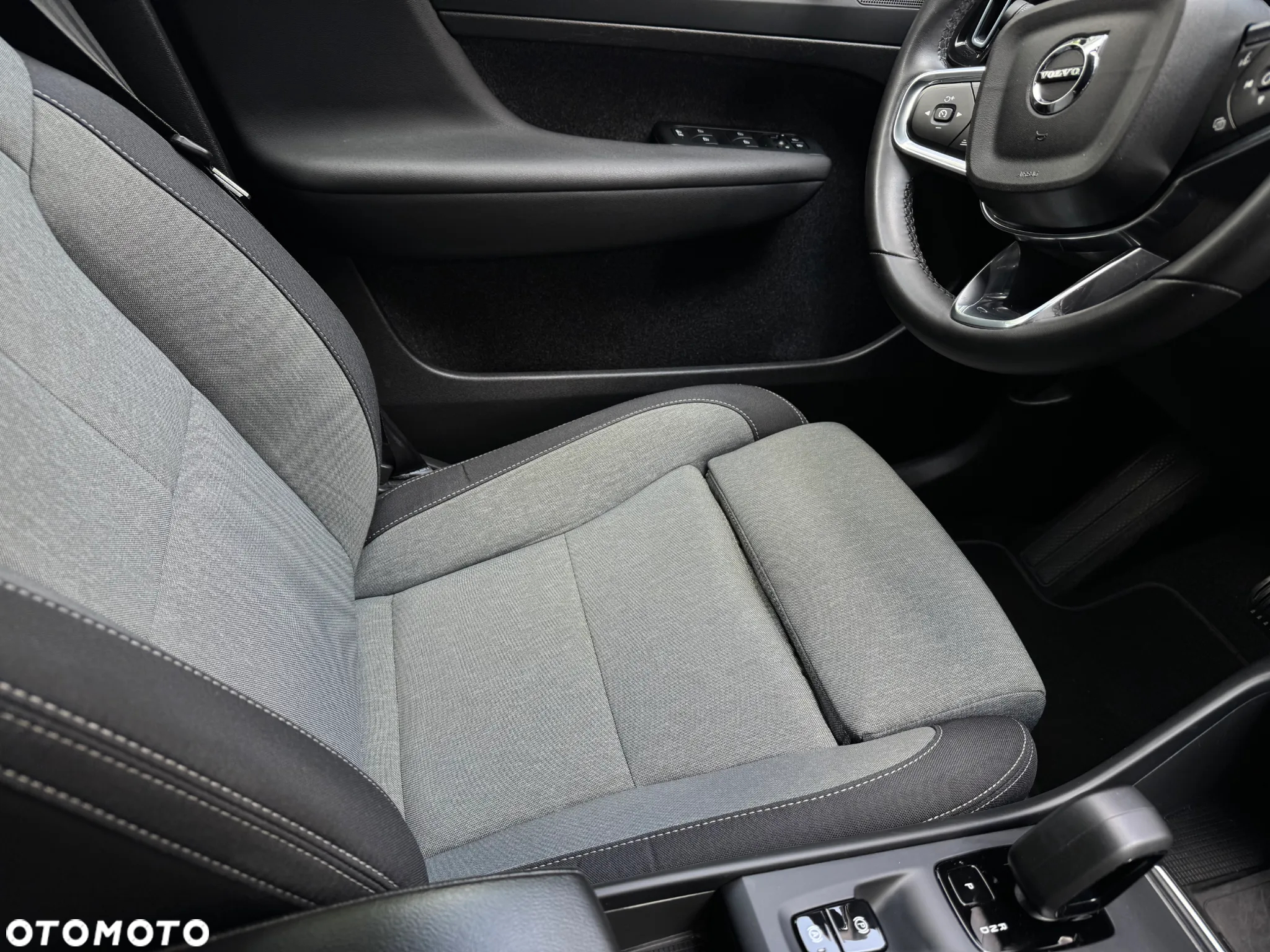 Volvo XC 40 T5 Plug-In Hybrid Core - 19