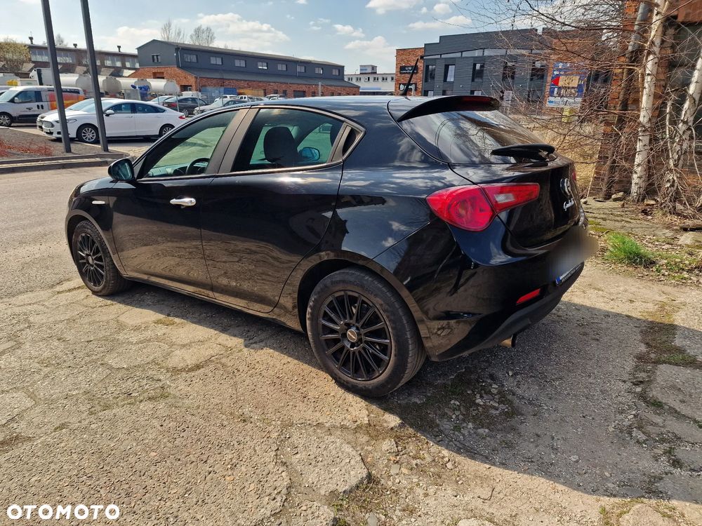 Alfa Romeo Giulietta - 1