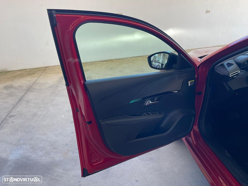 Peugeot 208 1.2 PureTech Allure Pack EAT8 - 19