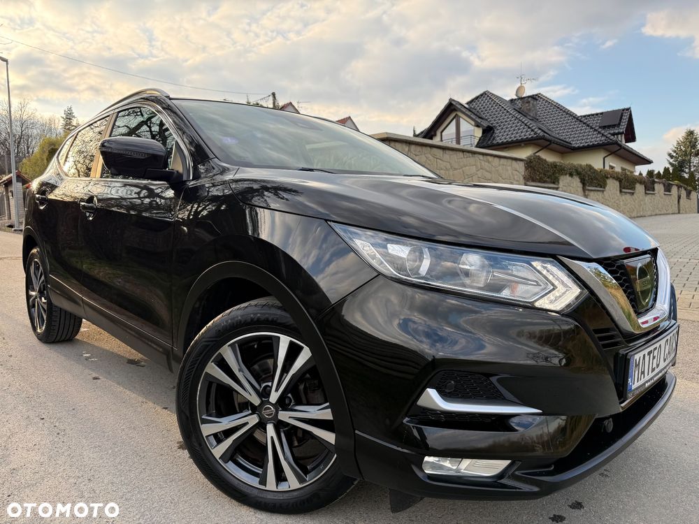 Nissan Qashqai 1.6 Tekna - 1