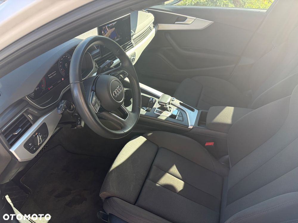 Audi A4 Avant - 14