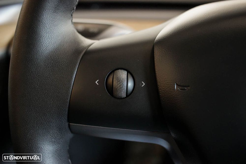 Tesla Model 3 Long Range Tração Traseira - 18