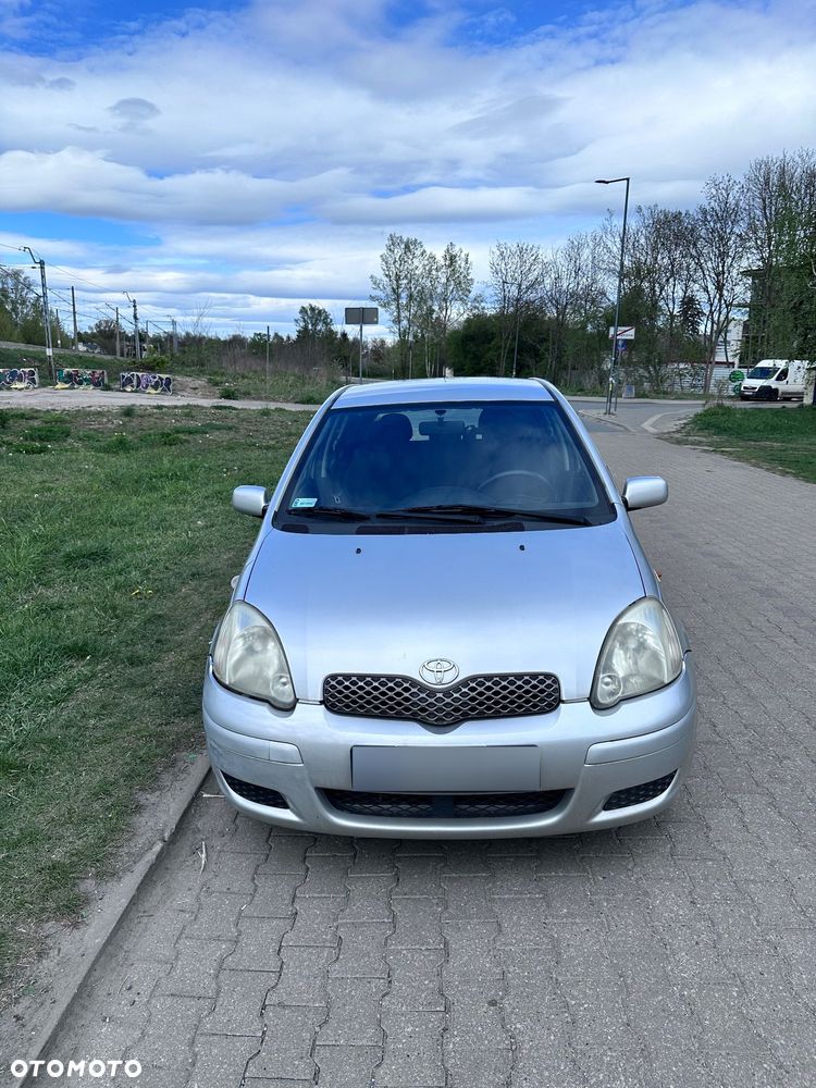 Toyota Yaris 1.0 Terra - 1