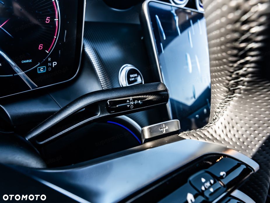 Mercedes-Benz GLC 220 d mHEV 4-Matic AMG Line - 11